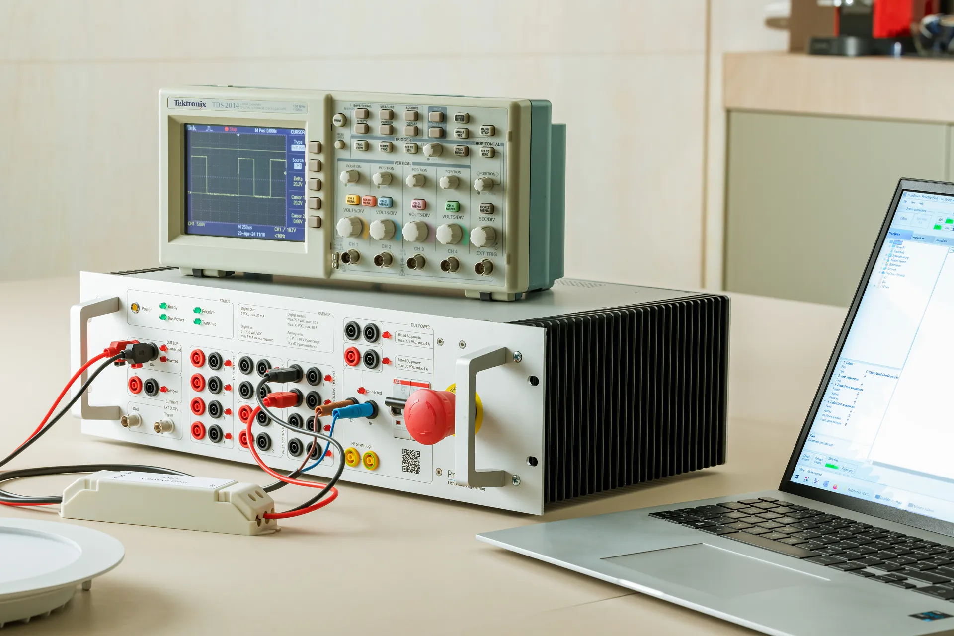 DALI lighting control laboratory equipment